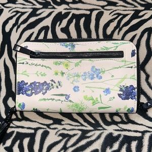 Floral Wallet!